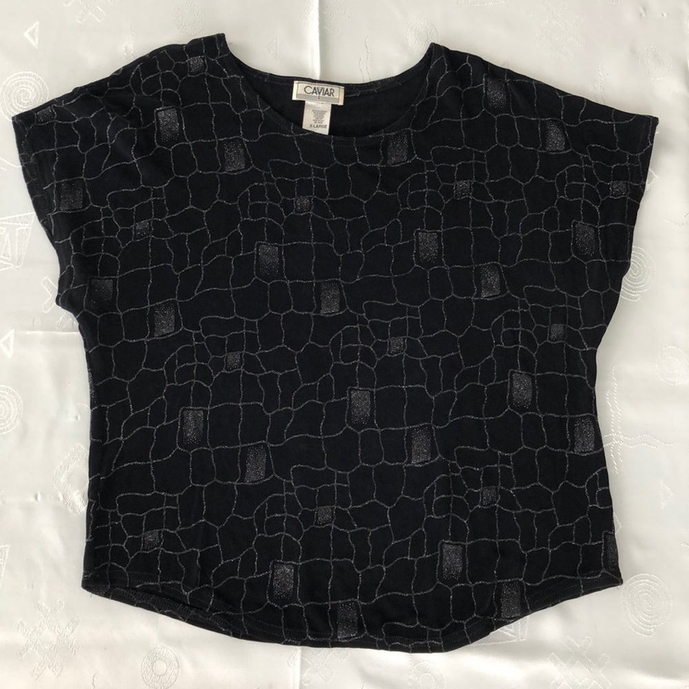 Black XL lightweight stretchy cute top w glitz !